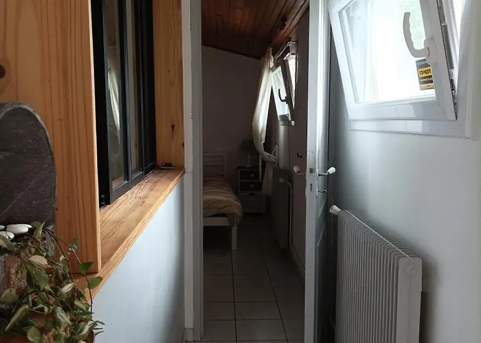Проживание в семье Cosy Et Salle D'eau Dans Maison Arlac *